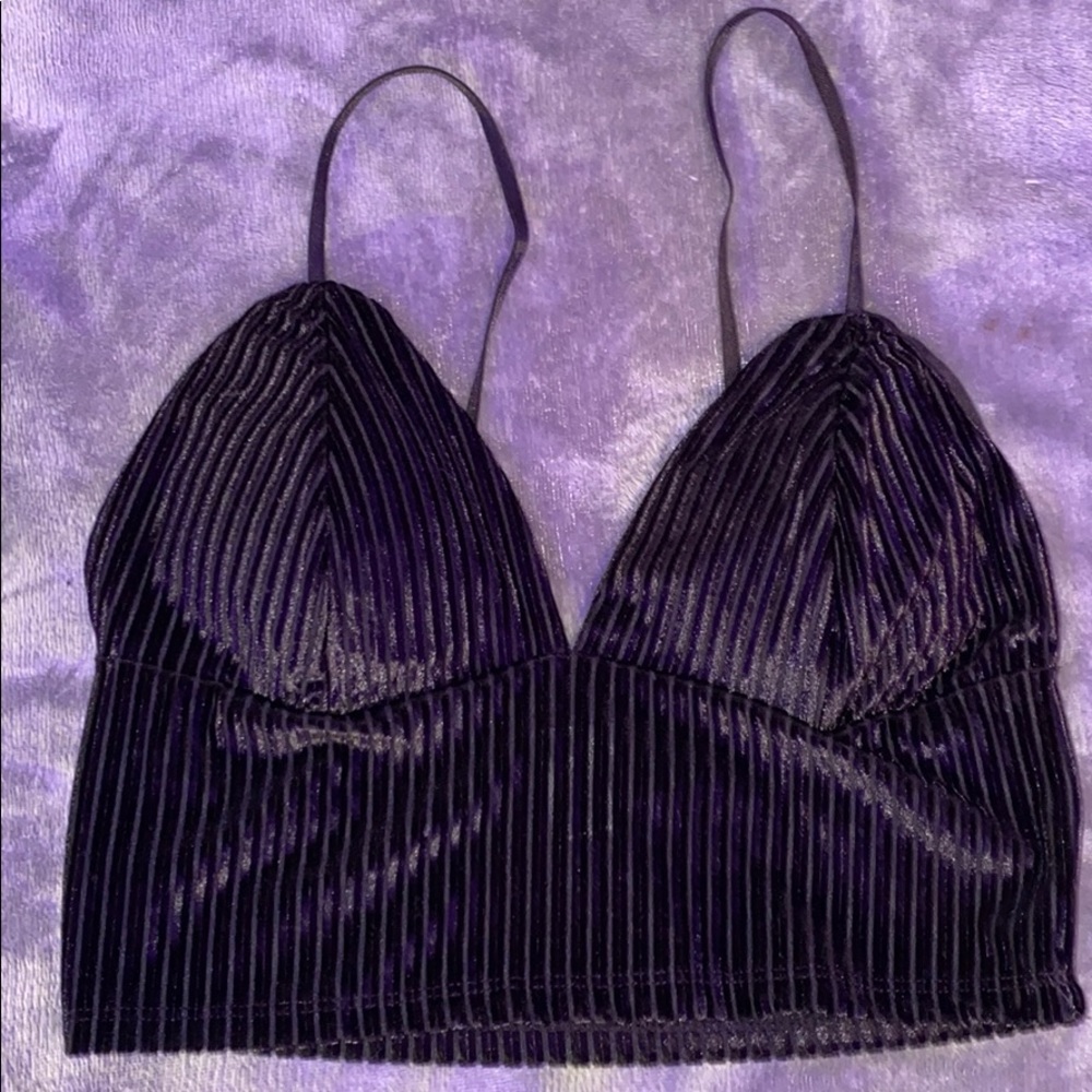 Black Ribbed Crop Top w/ Adjustable Straps